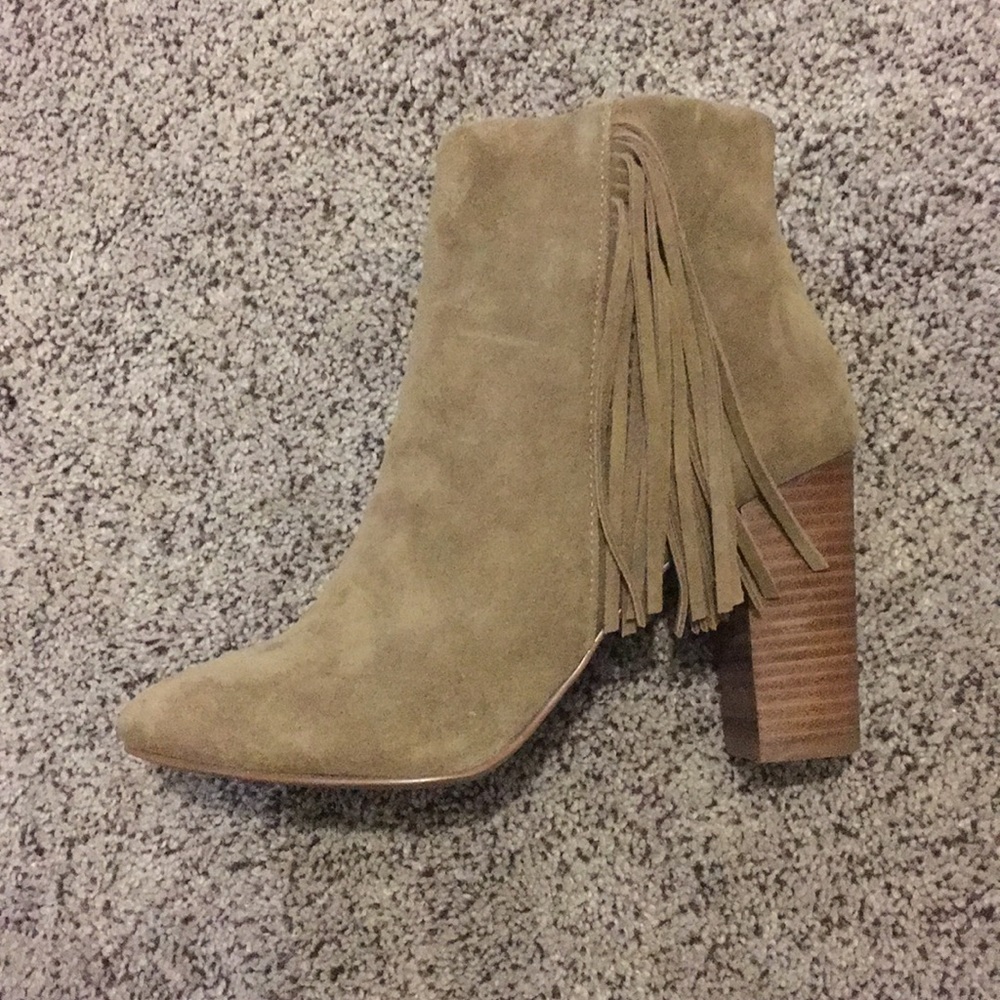 Booties - Picture 4 of 4